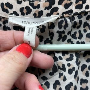 Size 1x Leopard blouse